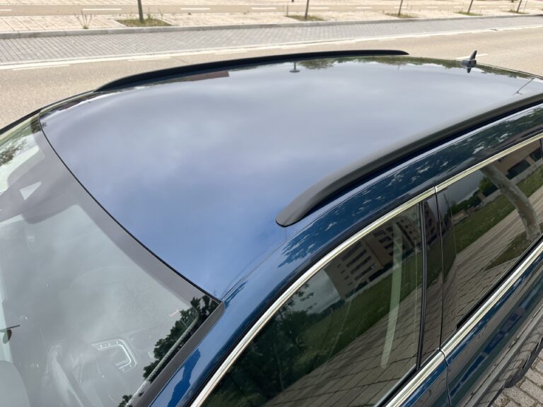 Volkswagen Passat 2022 - Techo